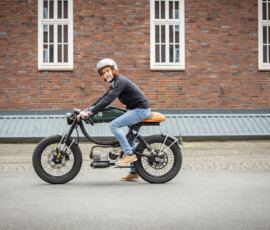 Metorbike vor dem Lenkwerk Bielefeld Probefahren