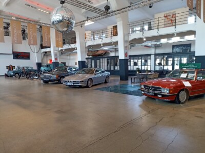 Showroom Elektromopeds im Lenkwerk