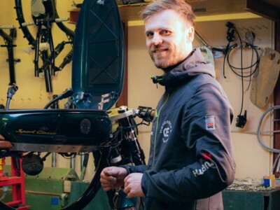 Marvin in seiner Metorbike Werkstatt