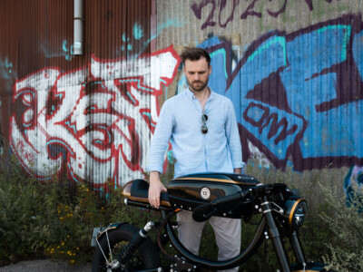 Gründer und Geschäftsführer Marvin Rau am Metorbike Limited Aurum Supreme